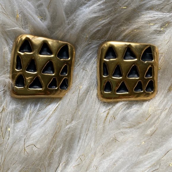 VAUBEL Vintage Clip Earrings - Picture 1 of 9